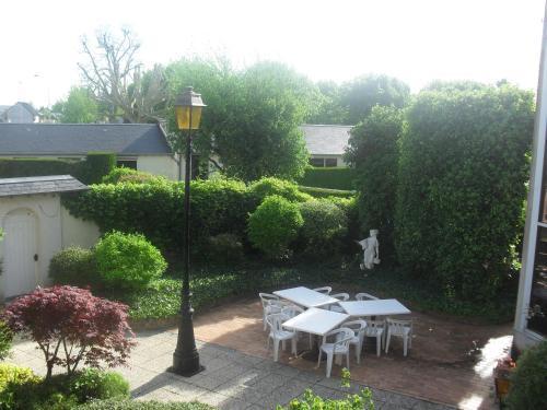 Contact De France Contres-beauval-cheverny Hotel 3*